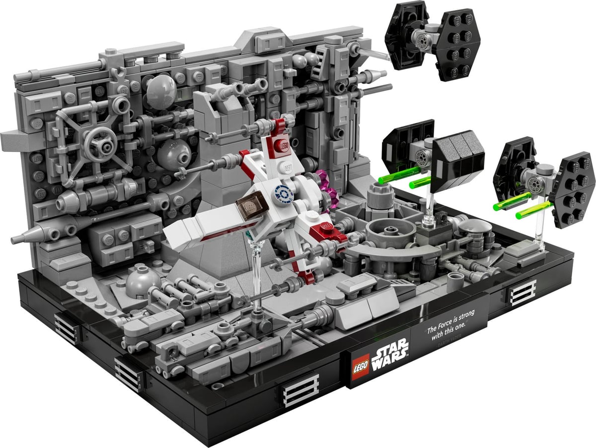 Star Wars: Death Star Trench Run Diorama