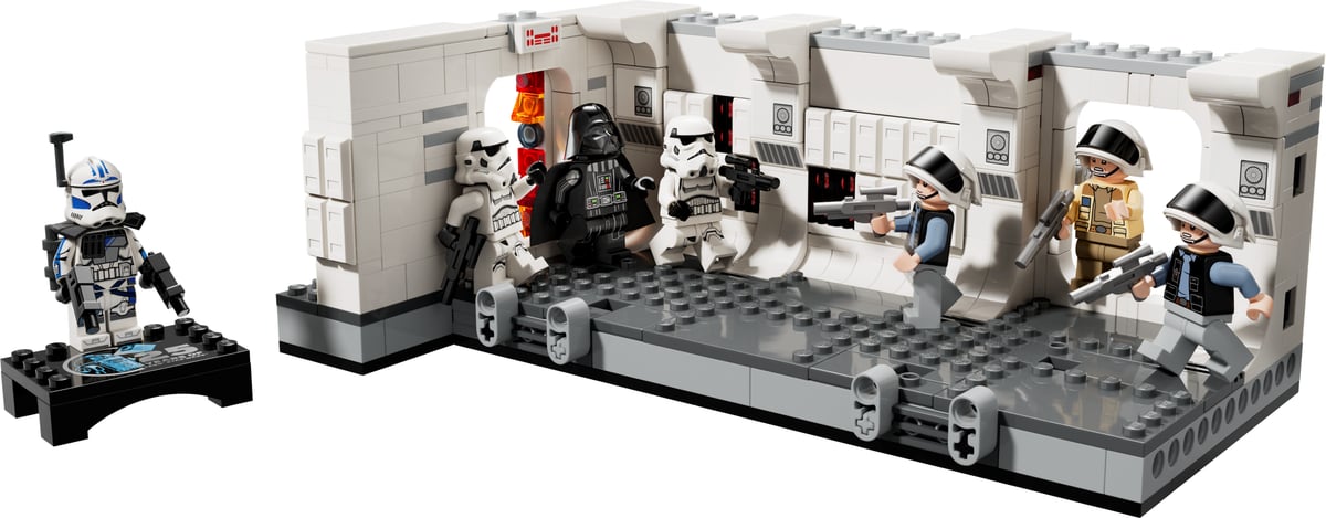 Star Wars: Boarding the Tantive IV