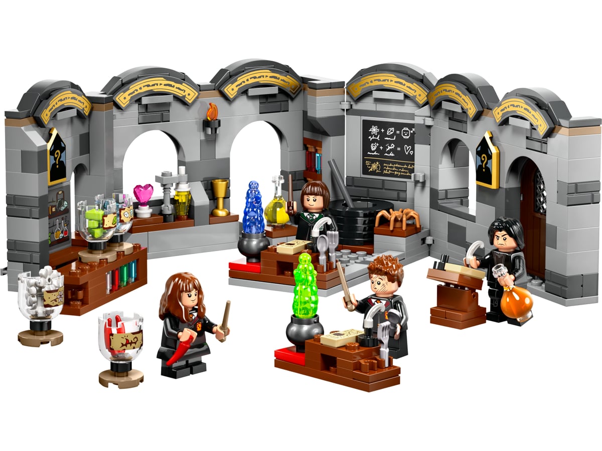 Harry Potter: Hogwarts Castle: Potions Class